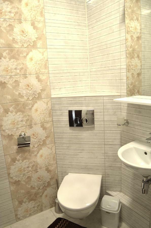 Knyazhyi Dvir Apartment Strigalnya Bagian luar foto